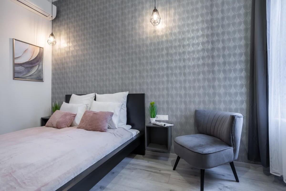 Extra Central And New Studio Budapest Extérieur photo